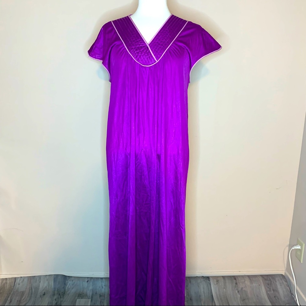 Vintage | Purple Silky Nightgown